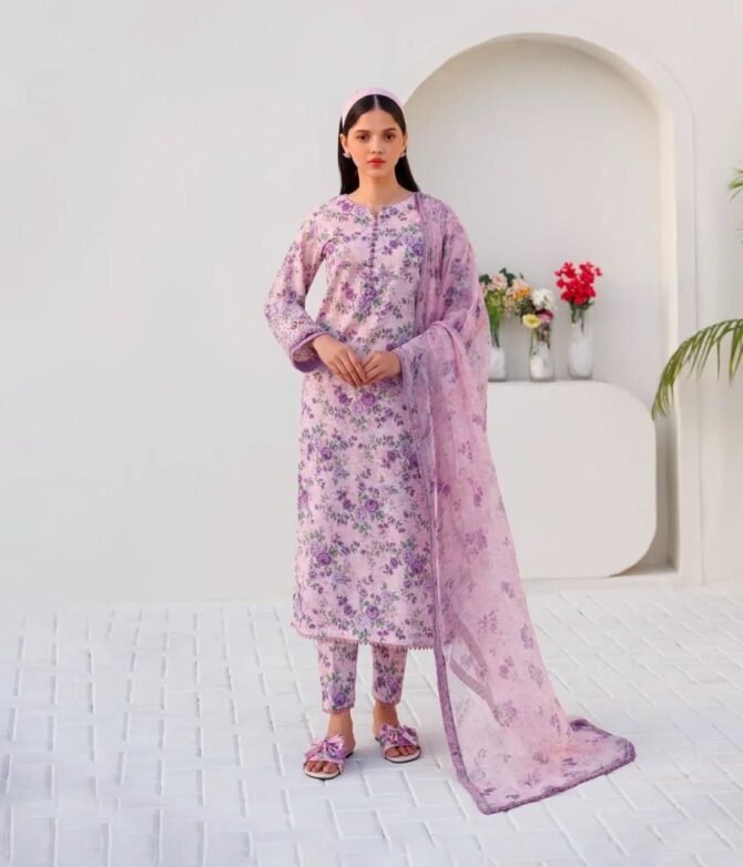 Three Piece Women Shalwar Kameez